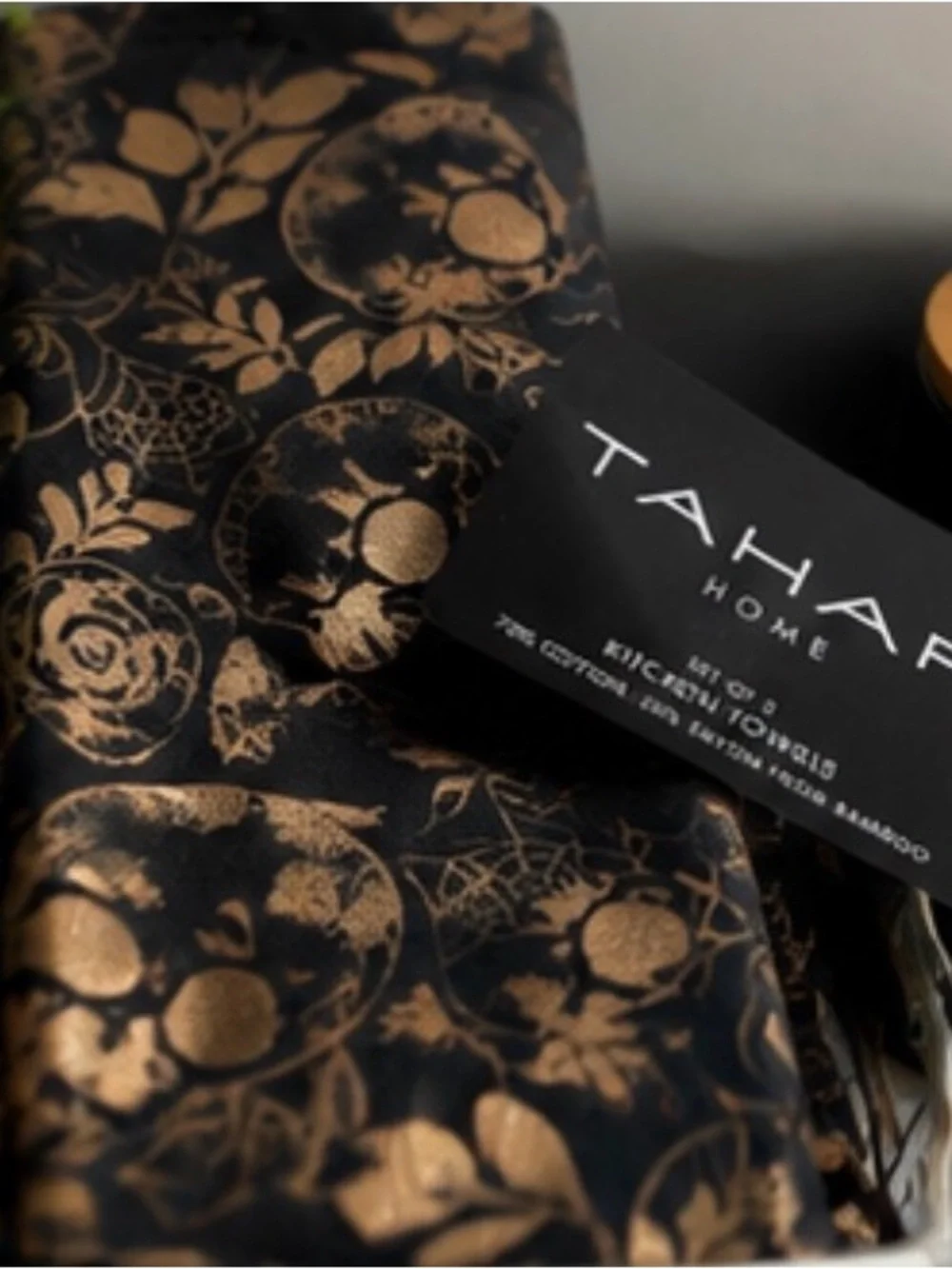Tahari Home Skull & Rose Kitchen Towels Set of 2 NWT 💀🖤🥀